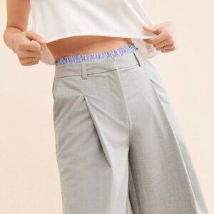 NWT Anthropolgie Maeve Boxer Detail Pleat-Front Trousers